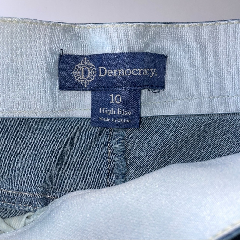 Democracy Absolution Leisure Drawstring Bermuda D… - image 4